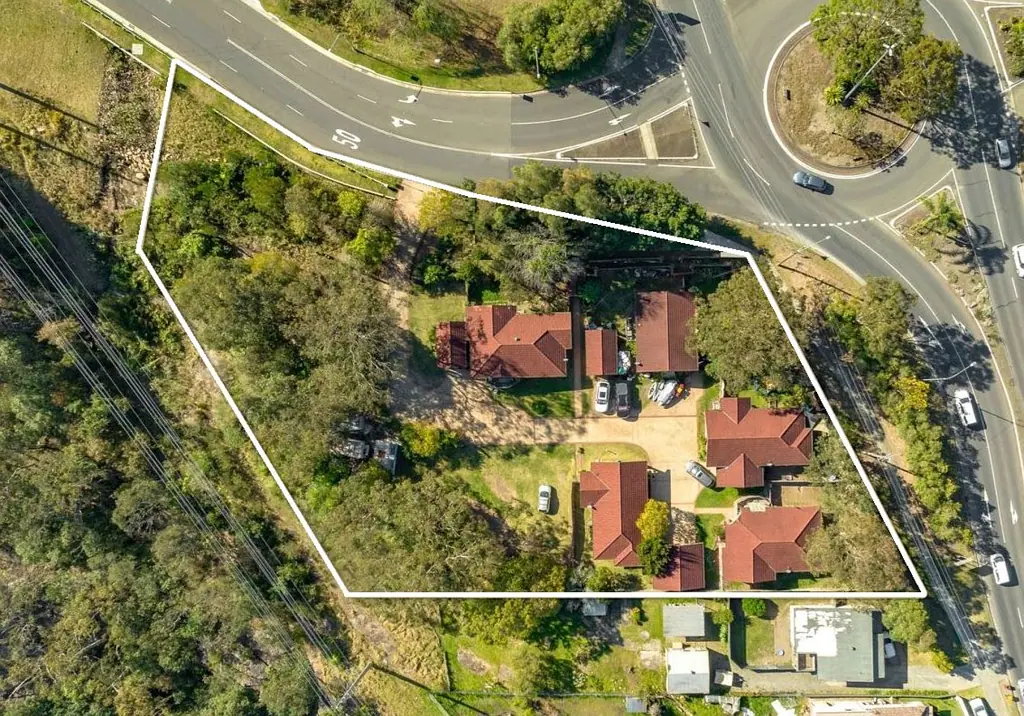 Address Withheld, Bomaderry, NSW 2541