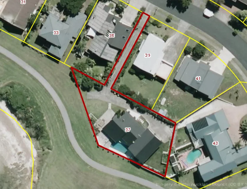 37 Saint Annes Crescent, Wattle Downs, Manukau City, 4 Kuwarto, 0 Banyo