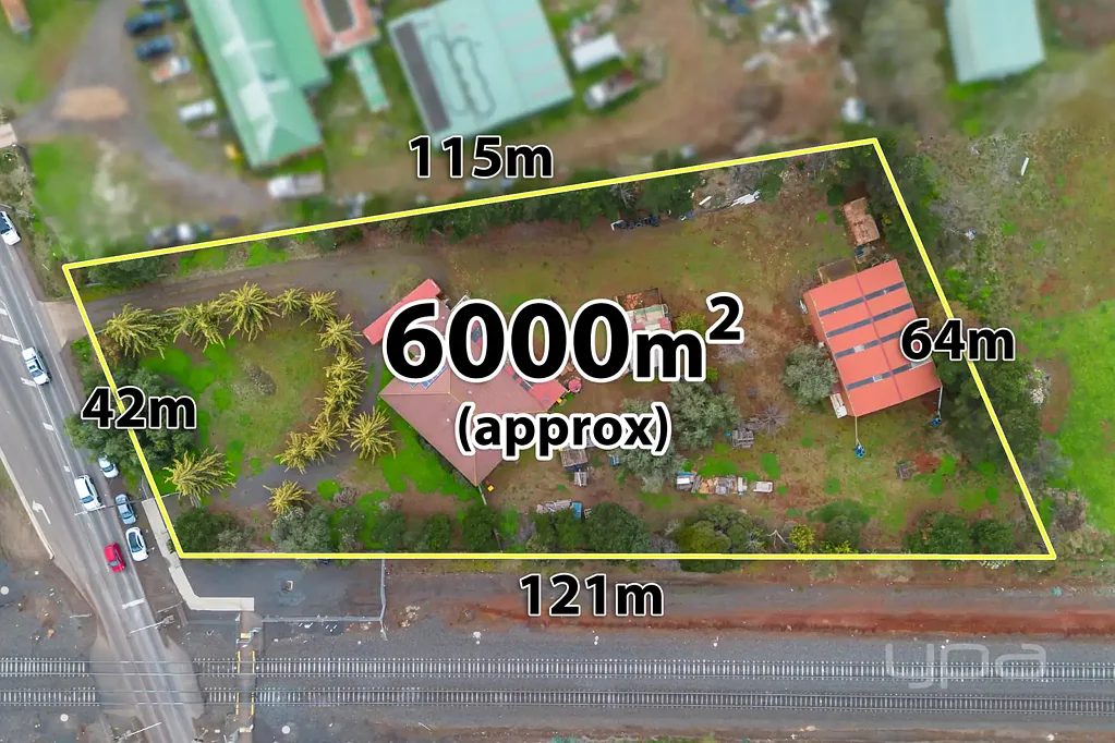 Rockbank 4 Bedroom A RARE OPPORTUNITY ON 6,000M² APPROX.
