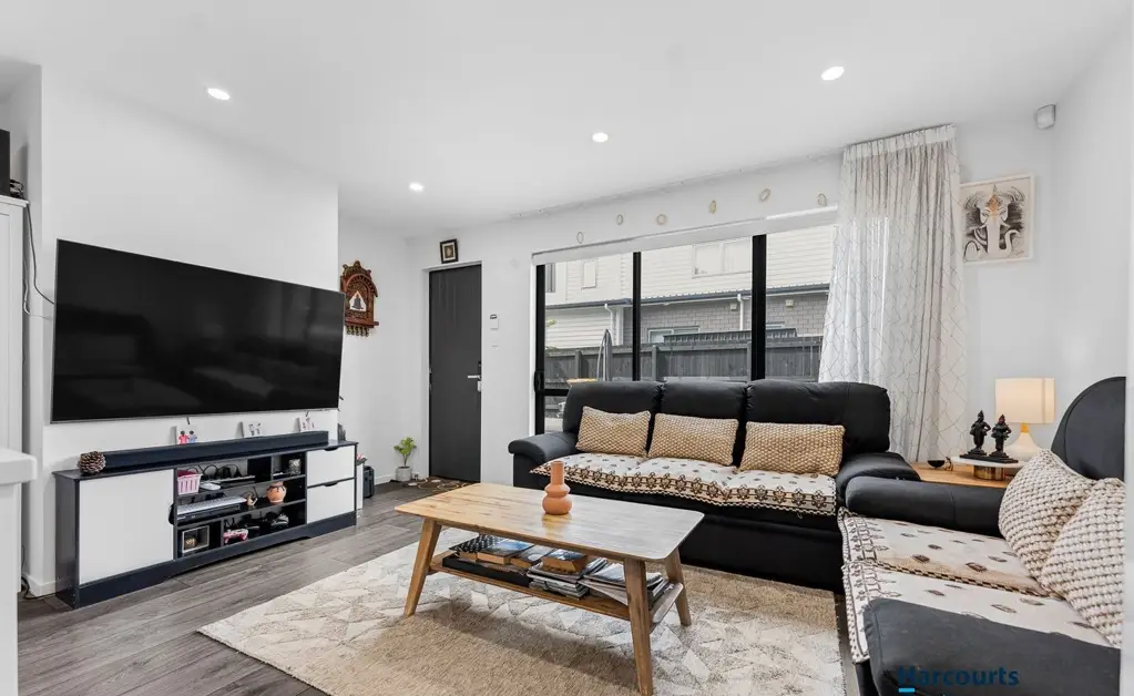Blockhouse Bay 3chambre Ready to Sell - Vendor Says Bring All Offers!
