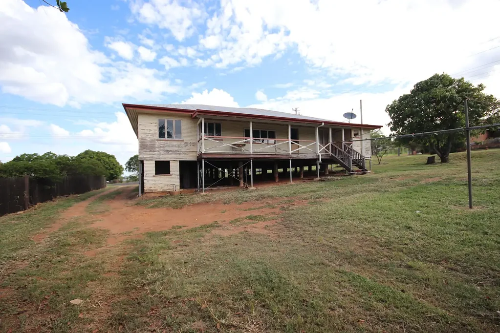 6 Stockman Street, Eidsvold, QLD 4627