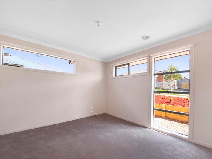 4 HEDDLE PDE, MERNDA VIC 3754, 0房, 0浴, House