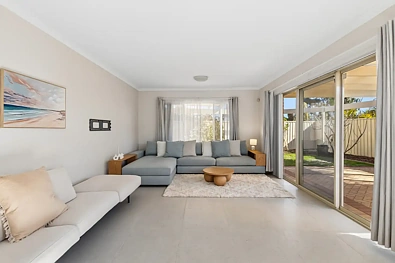 Mullaloo 3 Slaapkamer Secure, Spacious & Minutes from Mullaloo Beach