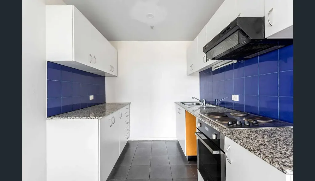 Spacious 2 bedroom in the Paramount Complex