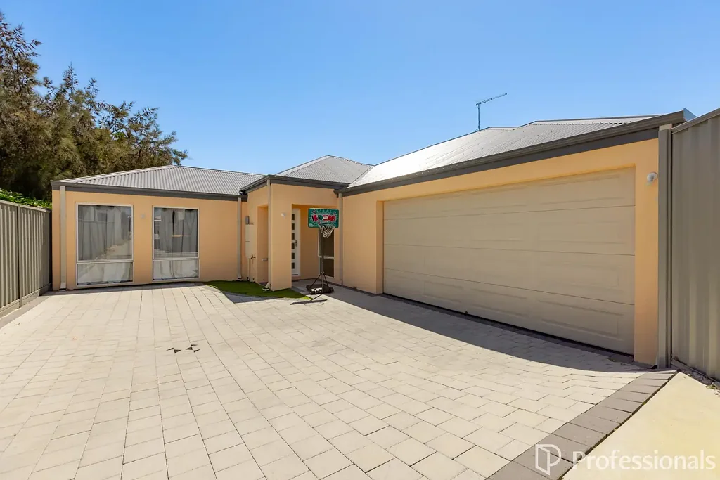 6A Parklands Square, Riverton, WA 6148