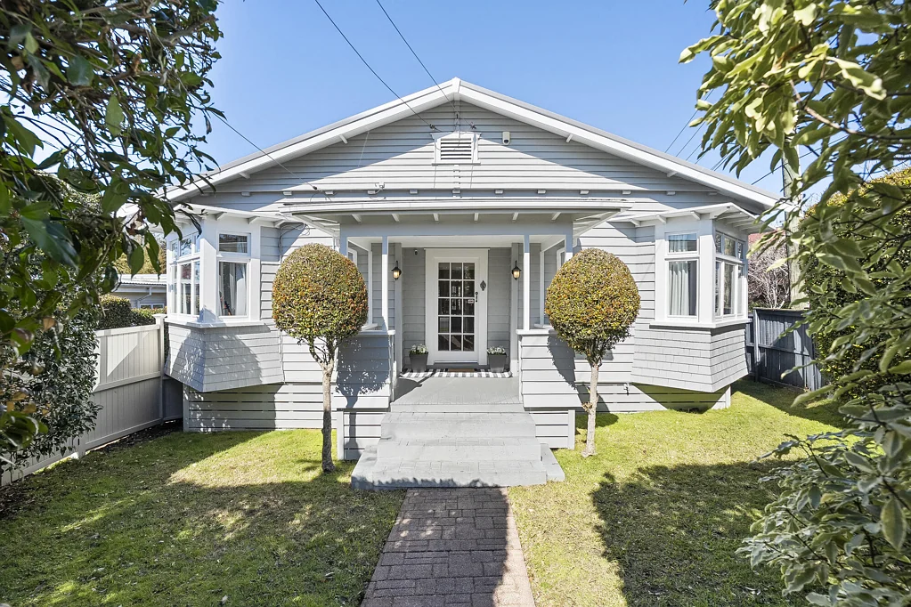 Remuera 3房  Character, comfort & a brilliant first move