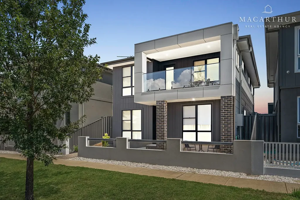 72 Shaw Street, Wagga Wagga, NSW 2650
