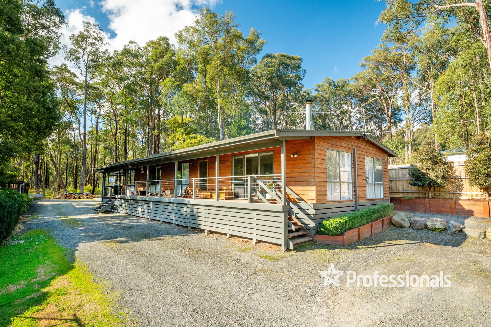 11 LEITH RD, MCMAHONS CREEK VIC 3799, 0 Kuwarto, 0 Banyo, House