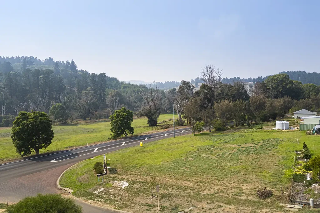 1 Hitchcock Drive, Nannup, WA 6275