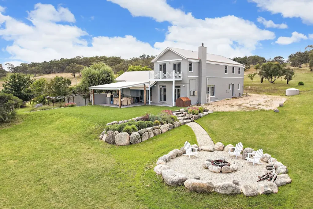 Avonside 6 Slaapkamer Hampton-Inspired Mountain Retreat