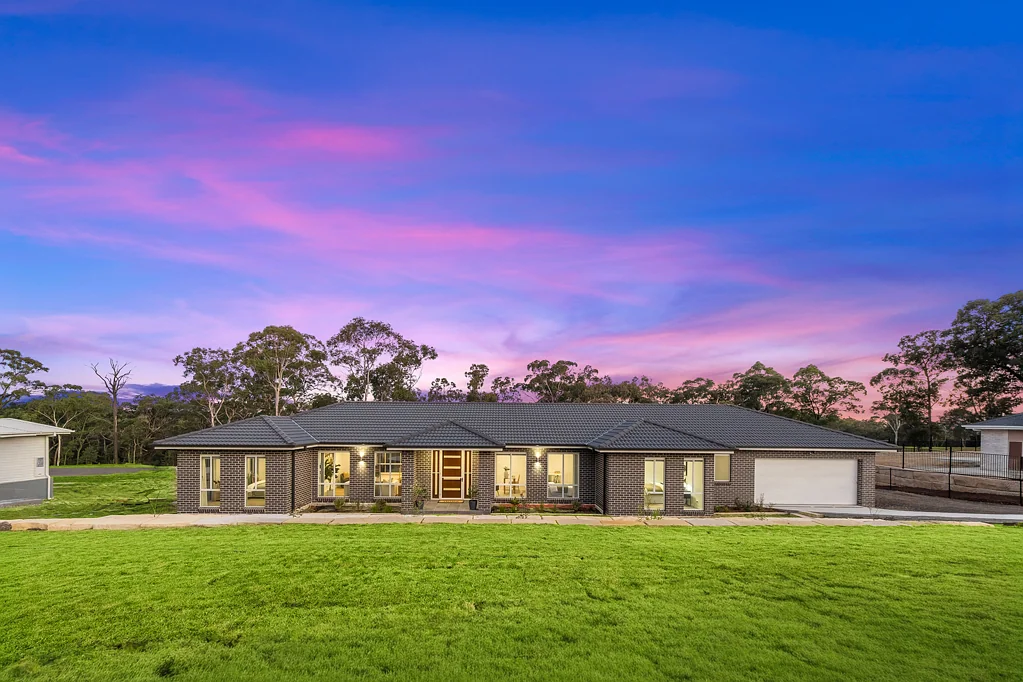 Sackville North 5 Bedroom Contemporary Luxury in a Private Gated Estate