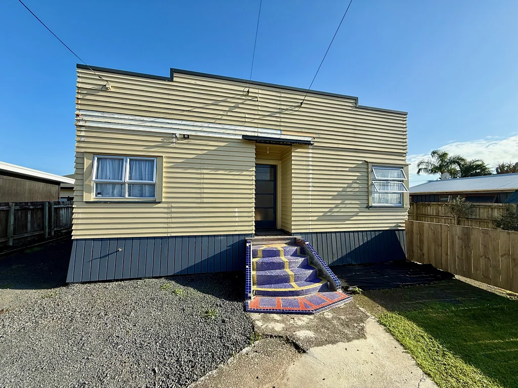 55 Wainui Road (Available long term)