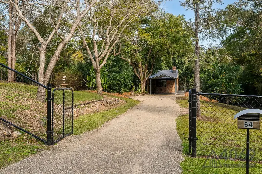 Bellbowrie 4ਬੈੱਡਰੂਮ Tranquil Acreage Living with Modern Comforts