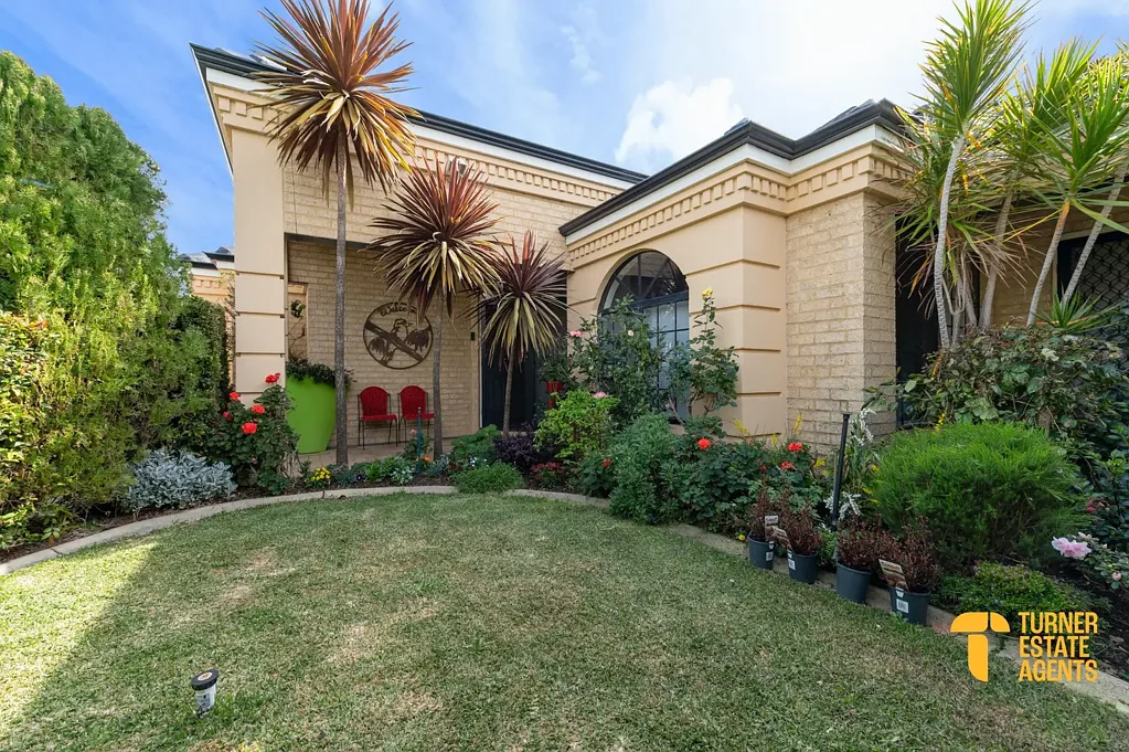 Jandakot 4 Bedroom Architectural Character Meets Resort-Style Living