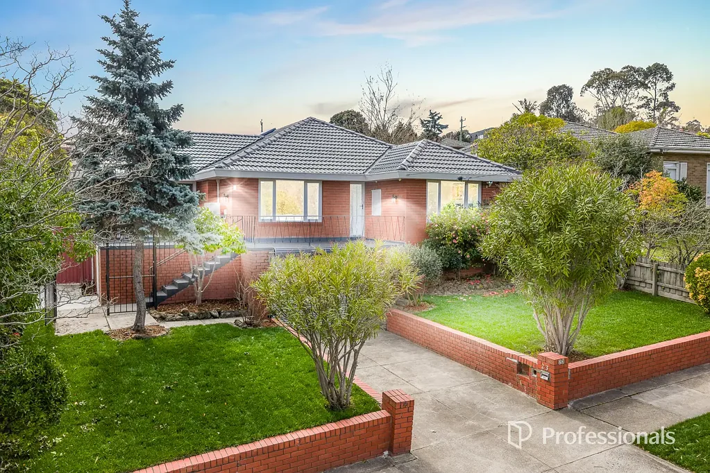 23 Koolkuna Avenue, Doncaster, VIC 3108