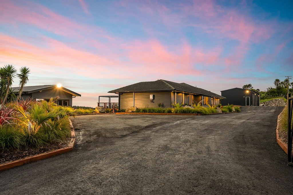 Helensville 3બેડરૂમ Views that take your Breath