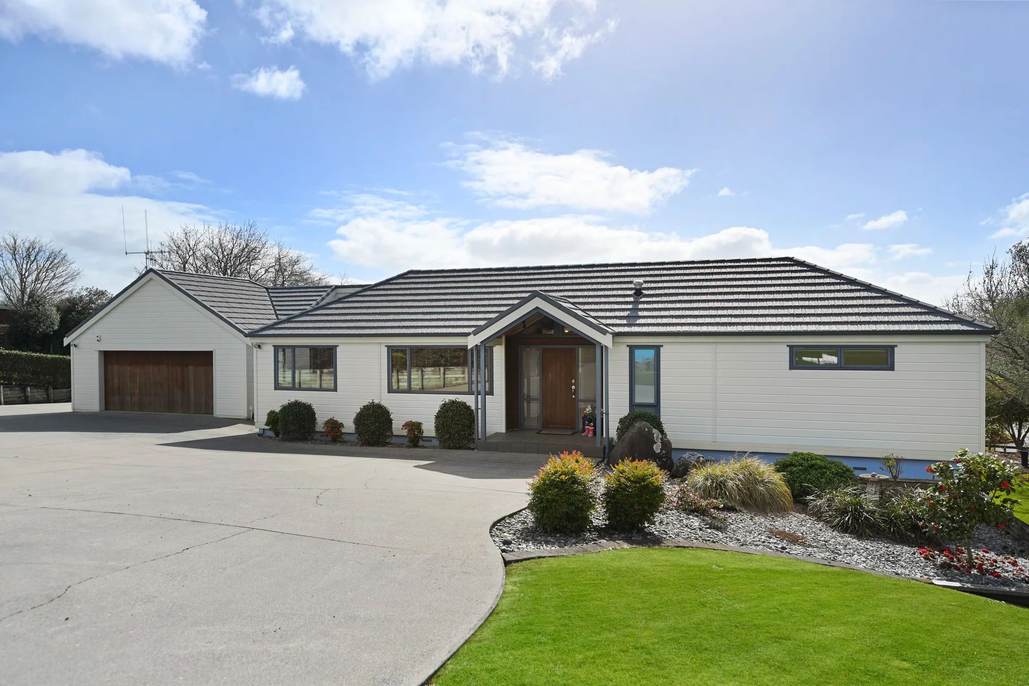 30 Stonebridge Road, Temple View, Hamilton, Waikato, 3 Bedrooms, 2 Bathrooms, Lifestyle Property