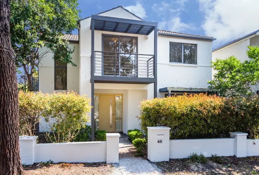Spacious Family Home in Sought-After Newbury Estate