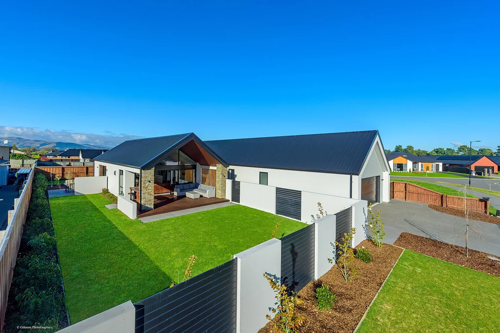 Lincoln 4 Slaapkamer Executive Living Designed Around the Sun