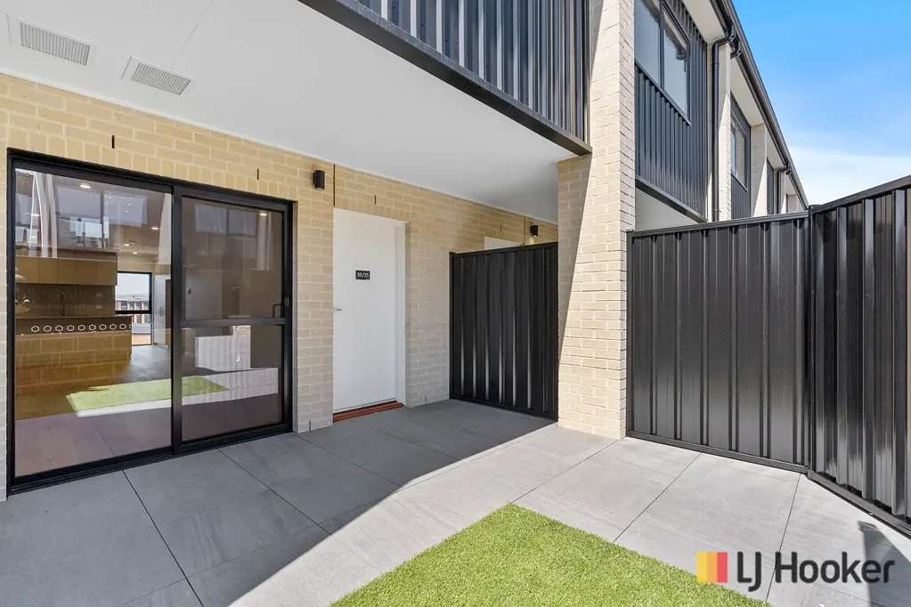 2 Bedroom Townhouse In MIO