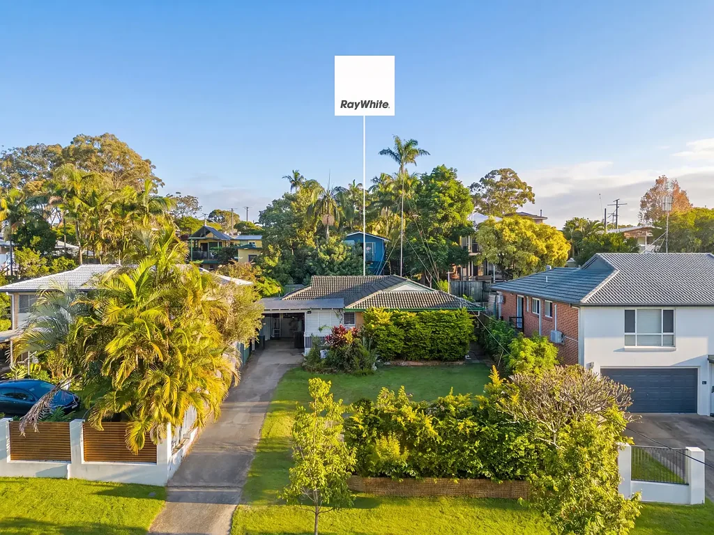 Southport 3房  Endless Potential in a Prime Southport Location