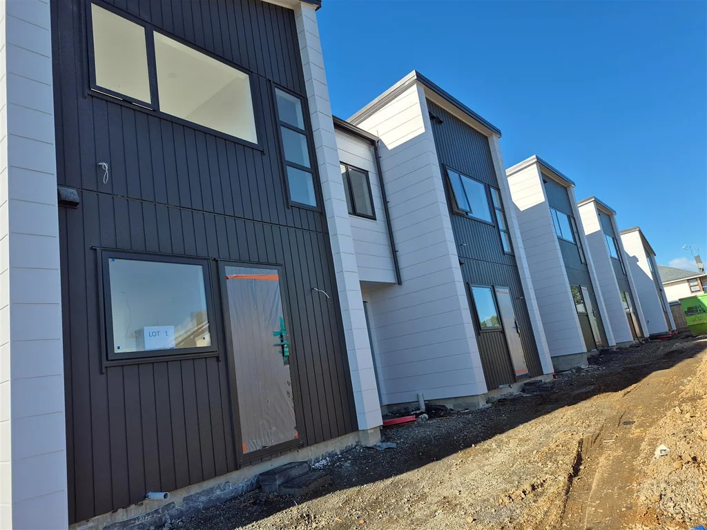 Mangere 3房  BRAND NEW 3BDRMS from  $759,000