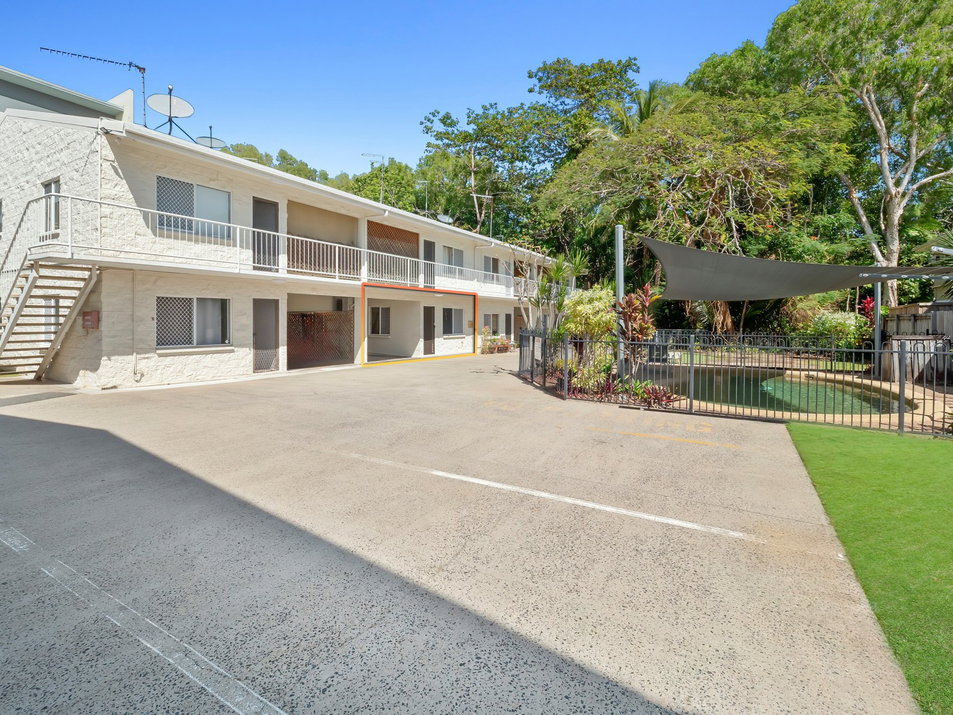 527-529 VARLEY ST, YORKEYS KNOB QLD 4878, 0房, 0浴, Unit