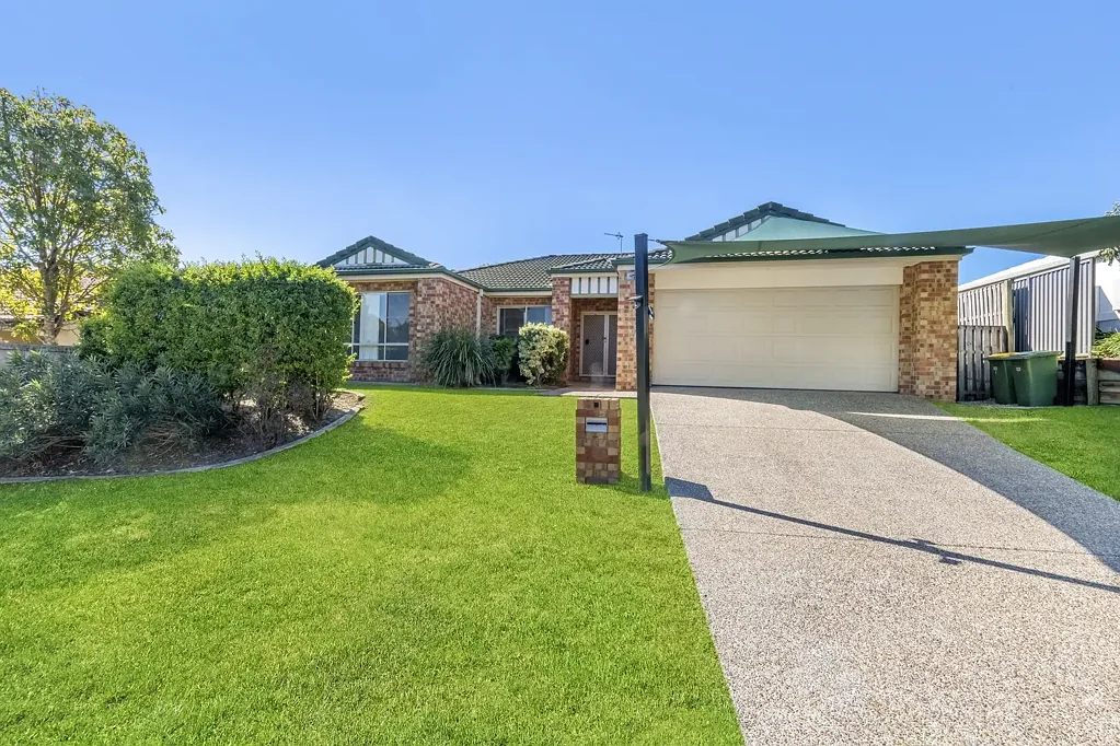 Robina 4Kwarto Spacious Family Home on a large 715m2 Block