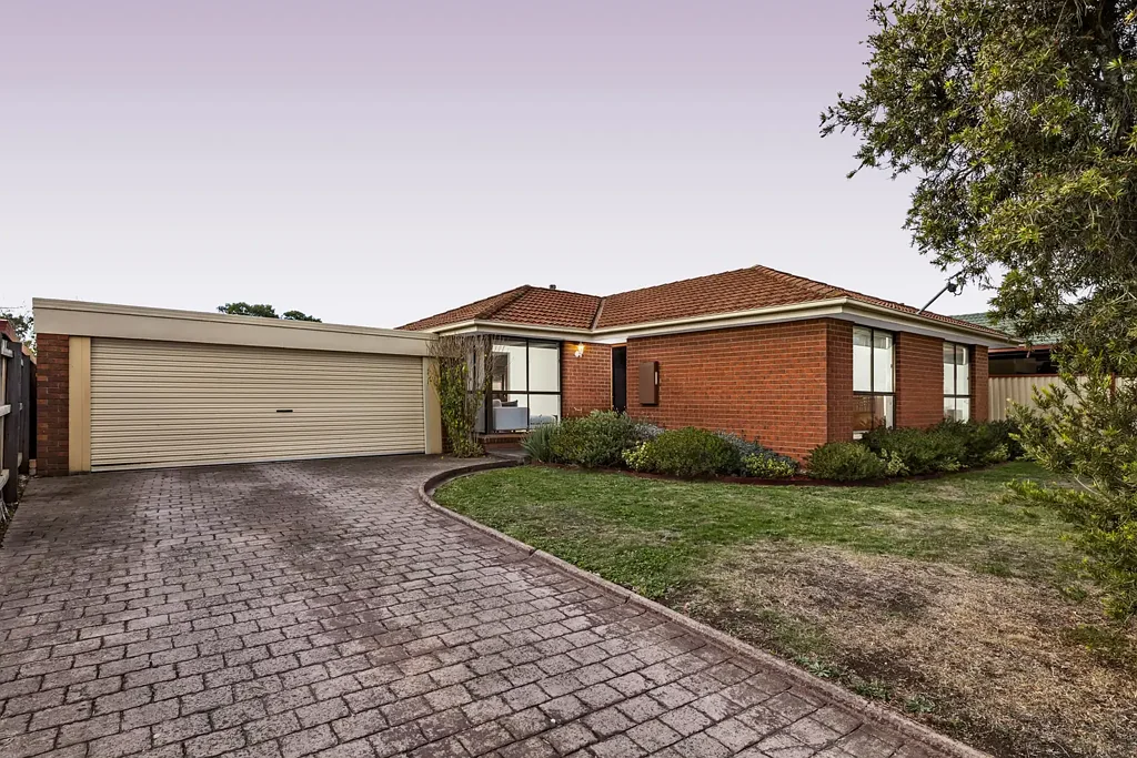 10 Edgware Court, Epping, VIC 3076