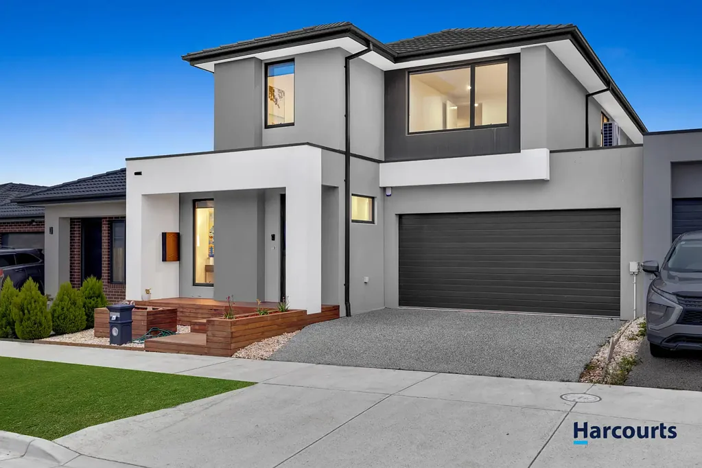 Clyde North 5房  Modern Home with Space, Style and Location