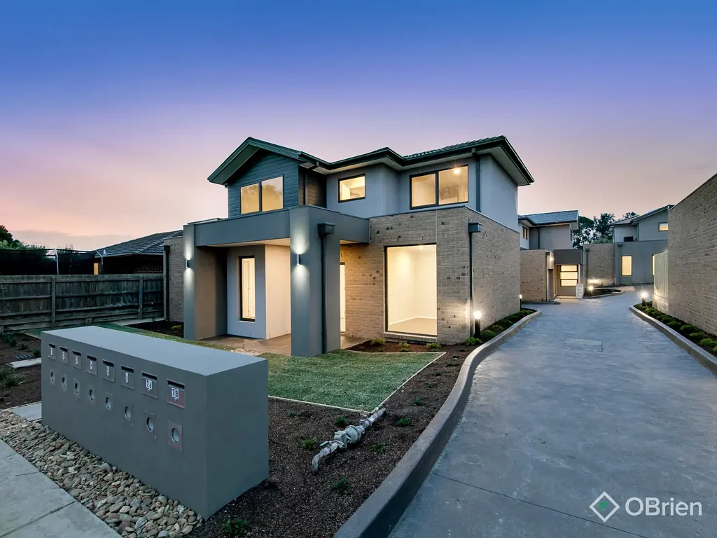 Family Home In Prime Location!