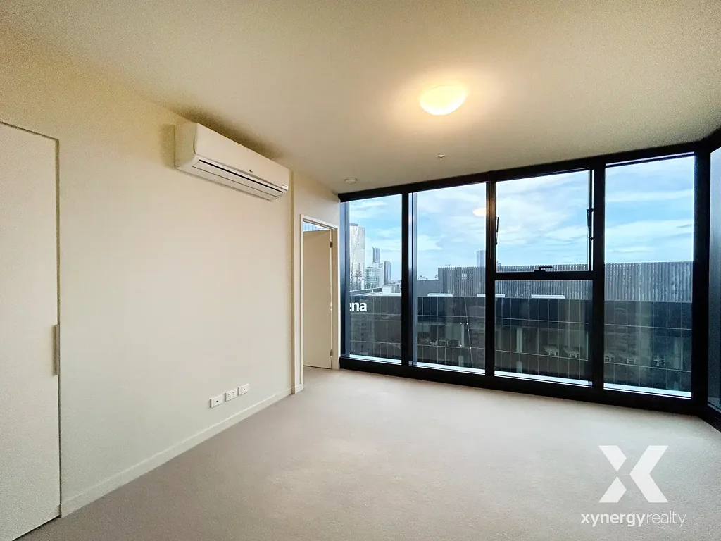 Modern & Spacious 1-Bedroom Apartment in the Heart of the City!
