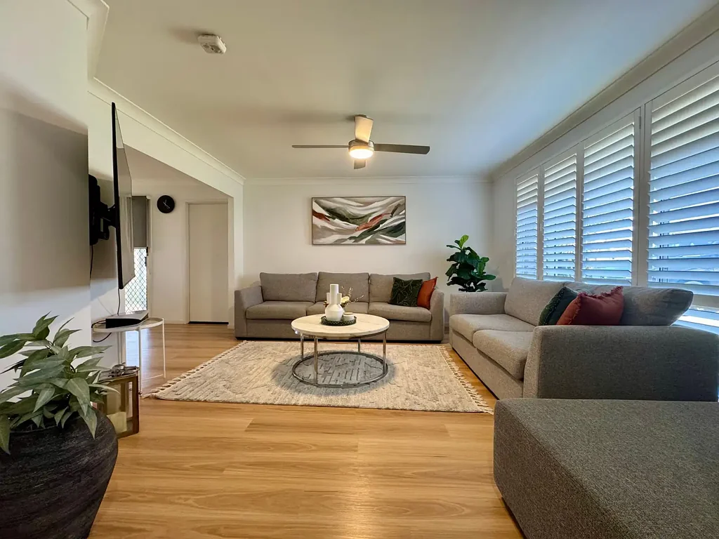 MODERN FAMILY HOME IN HIGHLY SOUGHT AFTER AREA!