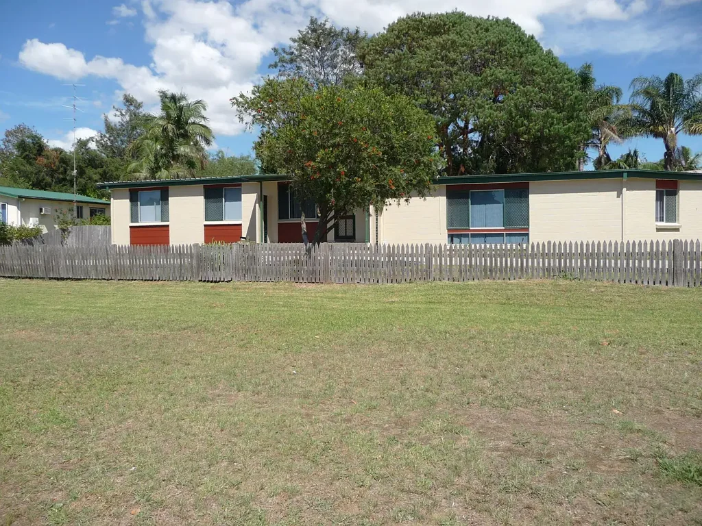 2 Seccombe Street, Nowra, NSW 2541