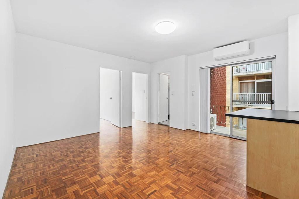 Gladesville 2غرفة نوم Ideal first home offering great value in a convenient location