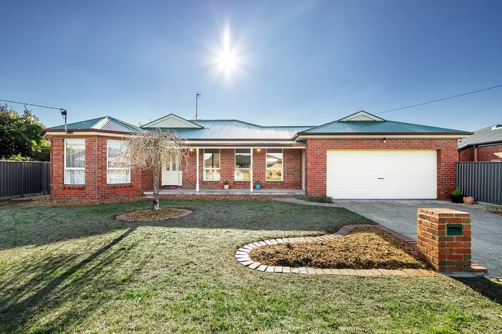 20 Rozel Avenue, Wendouree, VIC 3355