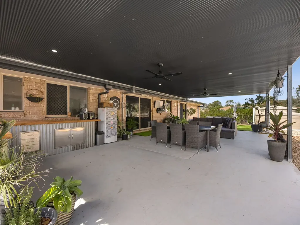 31 Stephenson Crescent, Kensington Grove, QLD 4341