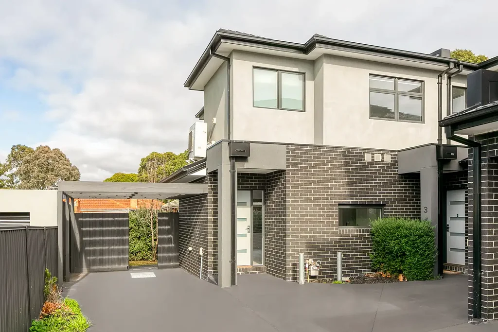 2/77 Rathcown Road, Reservoir, VIC 3073