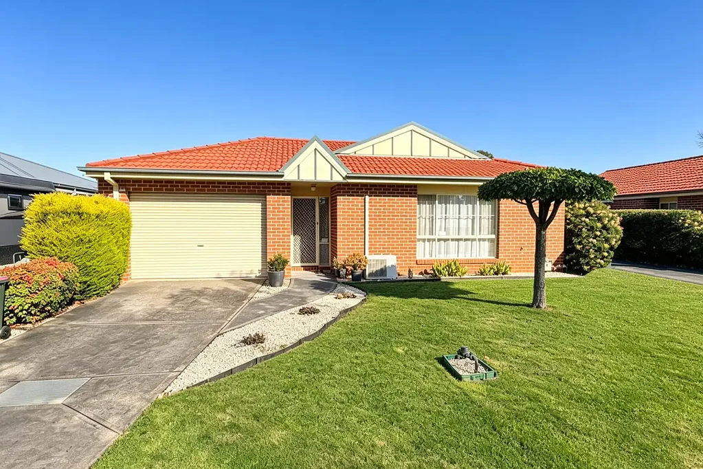 Warragul 2房  Golf Course Location