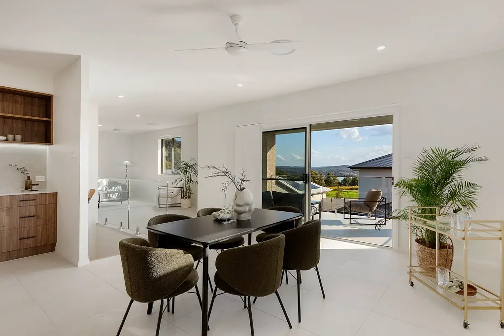 Speers Point 5房  A Custom Built Showstopper Redefining Brand New Luxury