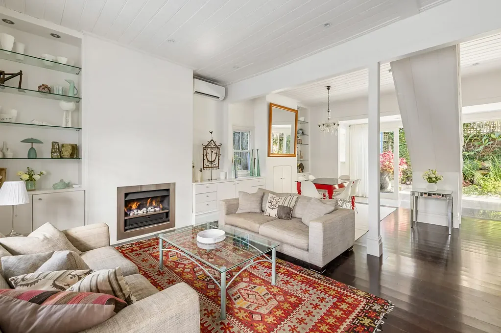 Paddington 4Zimmer 12m wide freestanding cottage in top-end Paddington pocket