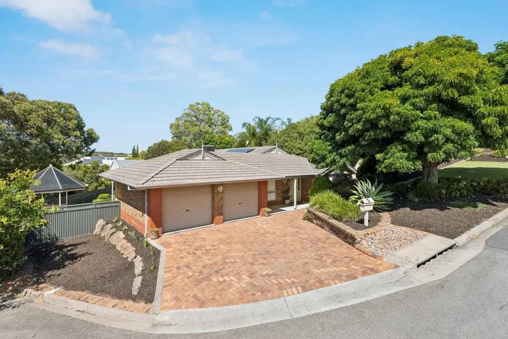 5 Lothian Place, Greenwith, SA 5125