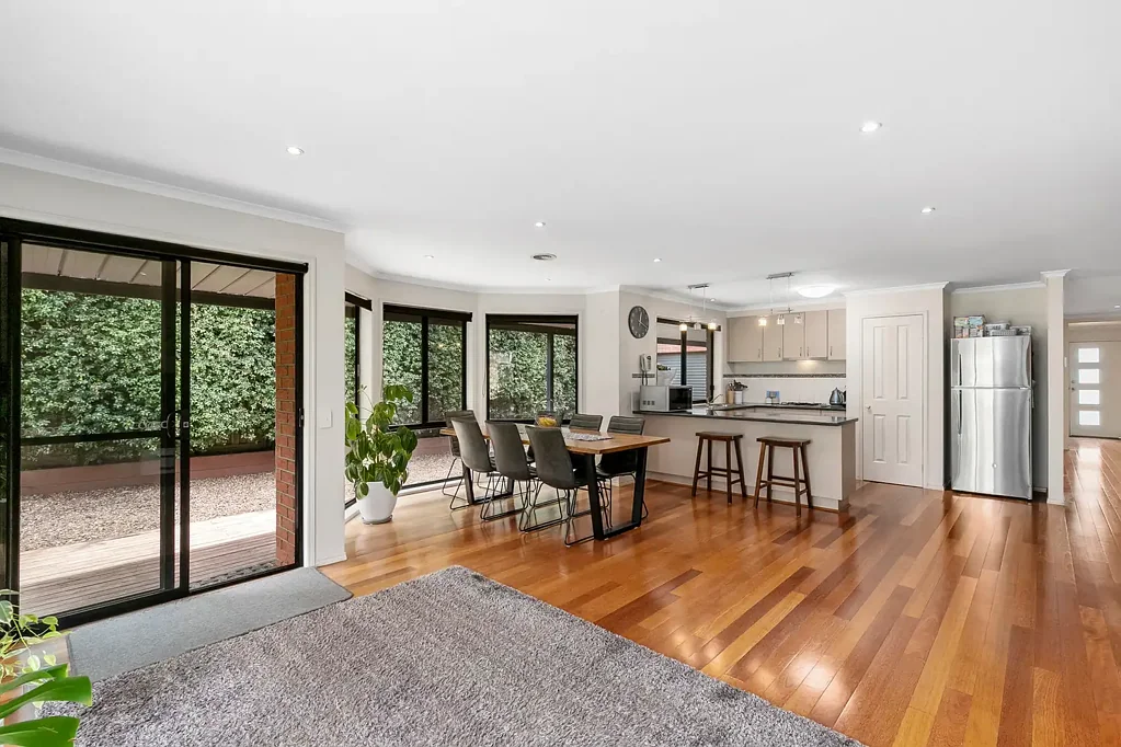 Well-Presented Modern Family Home