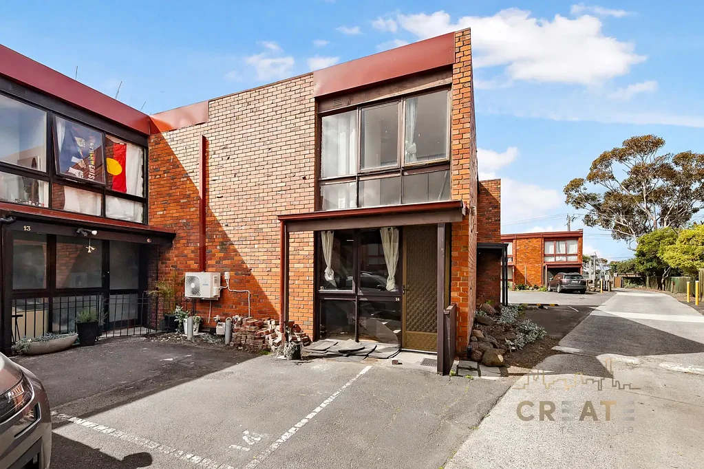 PERFECT HOME IN ALBION