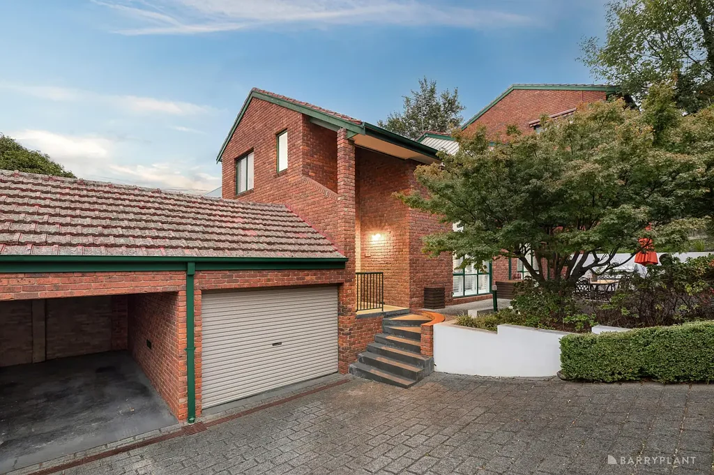 2/12-14 Cockaigne Street, Doncaster, VIC 3108