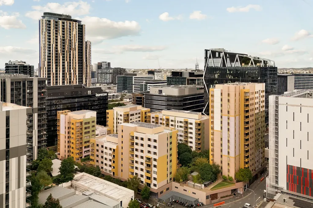 Bowen Hills 2房 接受所有出价！ OPEN TO ALL OFFERS!