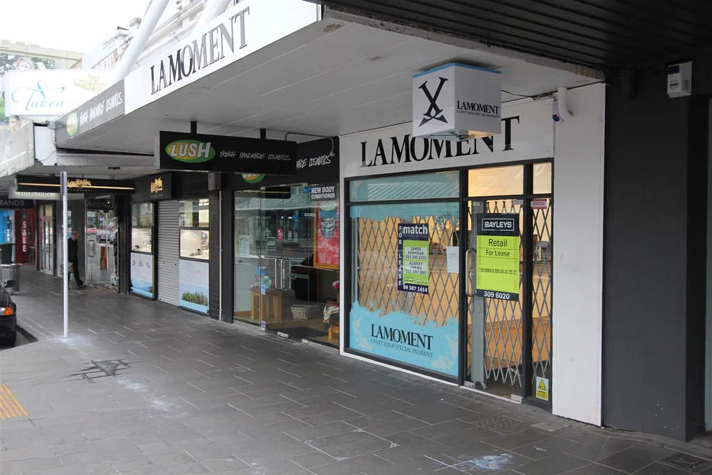 Newmarket CBRE - Newmarket's Prime Retail Strip
