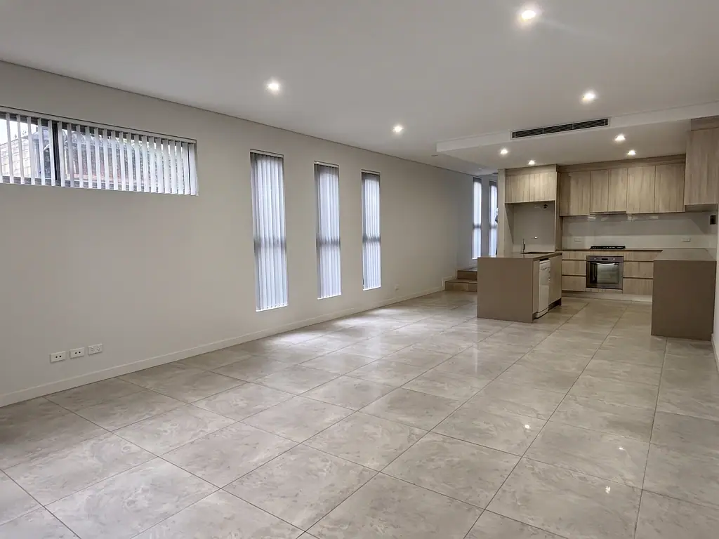 Modern Family Home in Prime Location  Walk to Mortdale Station