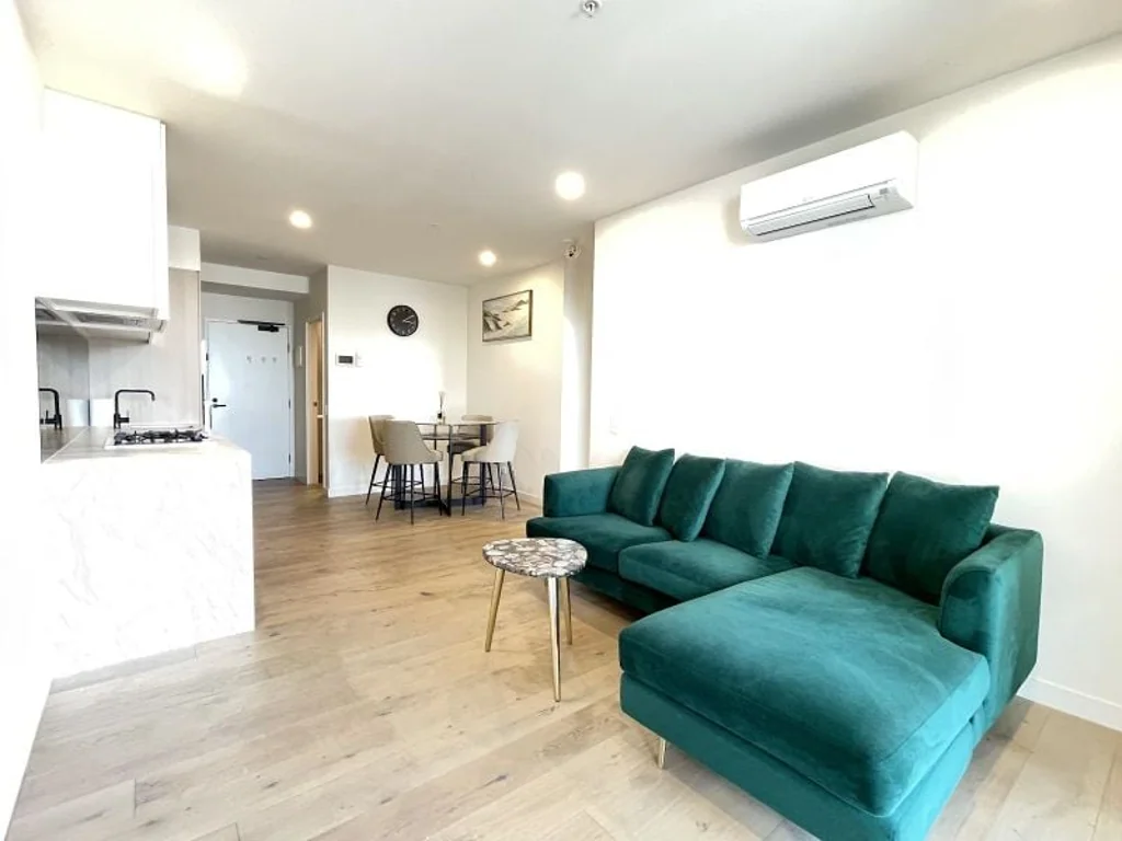 808/2 Connam Avenue, Clayton, VIC 3168