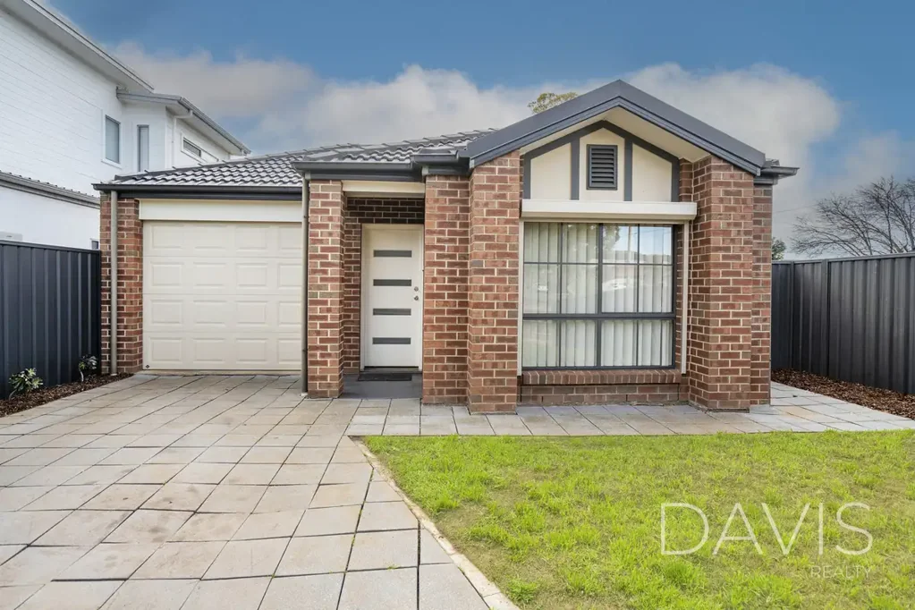 Dover Gardens 3બેડરૂમ Modern Living Opposite Crown Street Reserve!